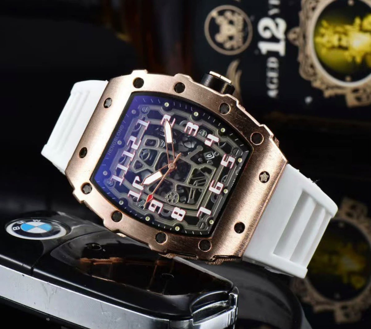 RM – Gehäuse Roségold, Silikonband Weiß
