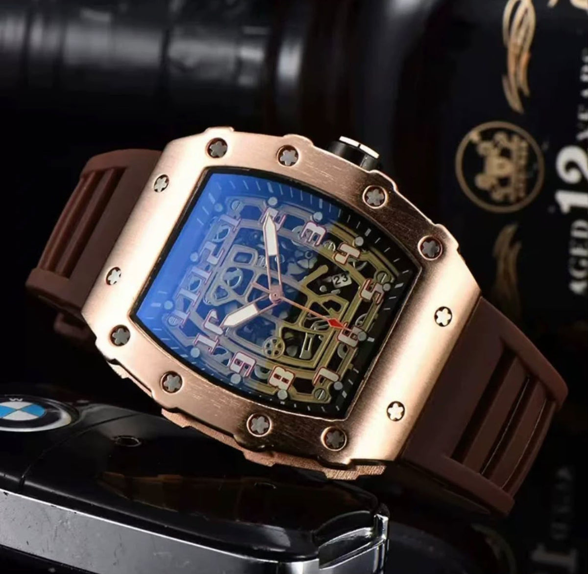 RM – Gehäuse Roségold, Silikonband Braun